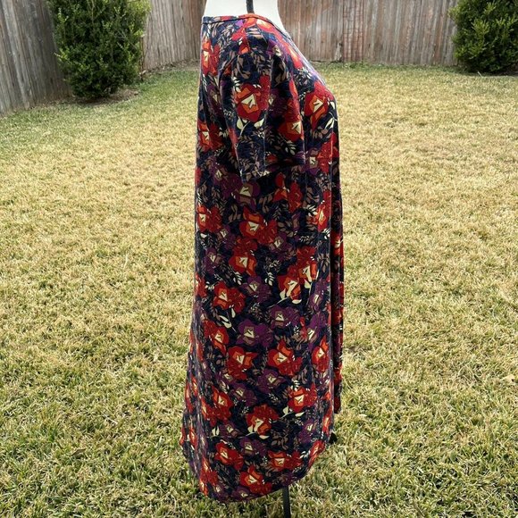 LuLaRoe Carly Swing Dress Women's size Small Short Sleeve Flower Pattern - Picture 3 of 6